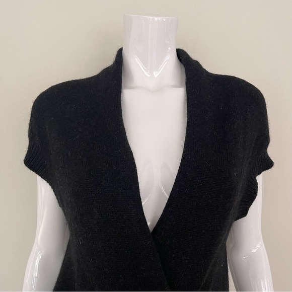 VINCE S/L Cashmere Crossover Long Vest in Black - Picture 3 of 10